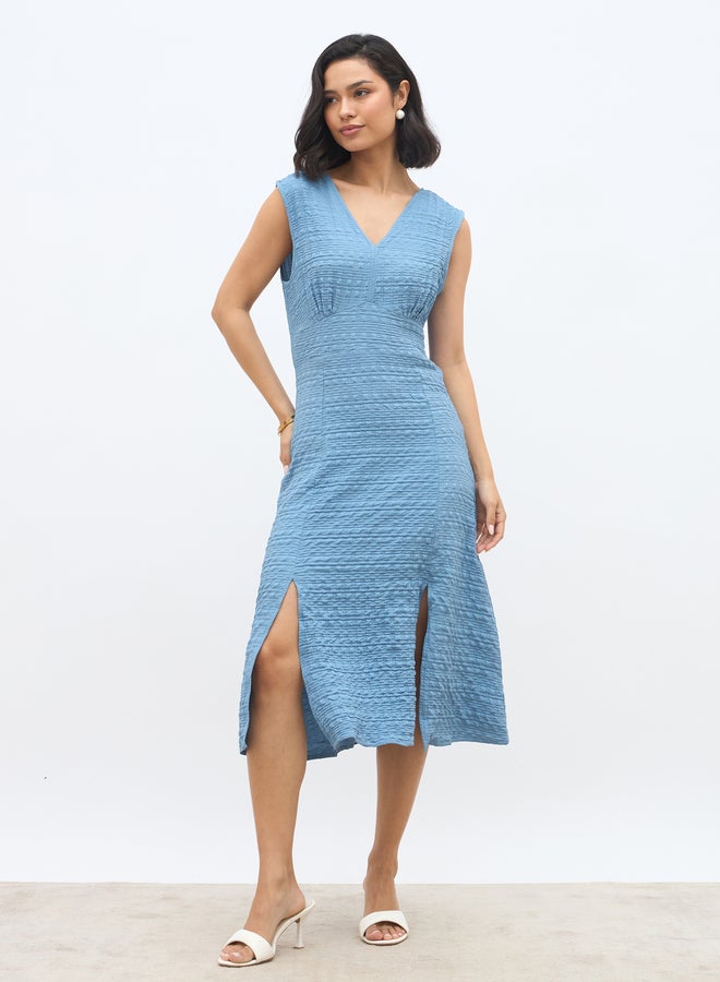 Styli Women Self Design V Neck A-Line Midi Dress With Slit Detail - Image 2