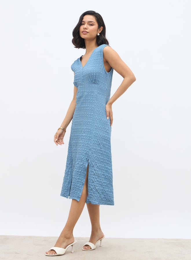 Styli Women Self Design V Neck A-Line Midi Dress With Slit Detail - Image 3