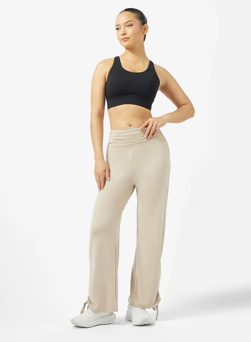 FRWD  Seamless Feather Fit Medium Coverage Sports Bra with Back Clasp for Women | Best Price UAE