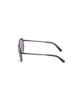 GUESS Men's UV Protection Pilot Sunglasses - GU0008901Y62 - Lens Size: 62 Mm  - Image 3