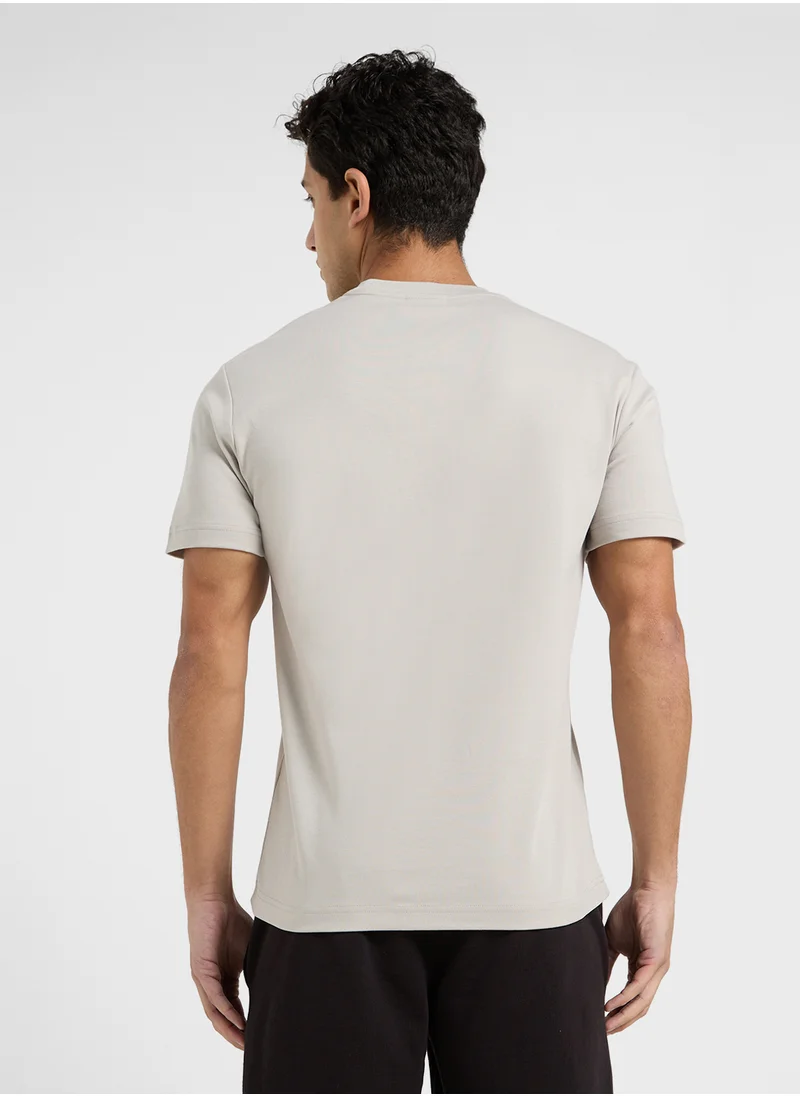 كالفن كلاين Micro Logo Interlock T-Shirt