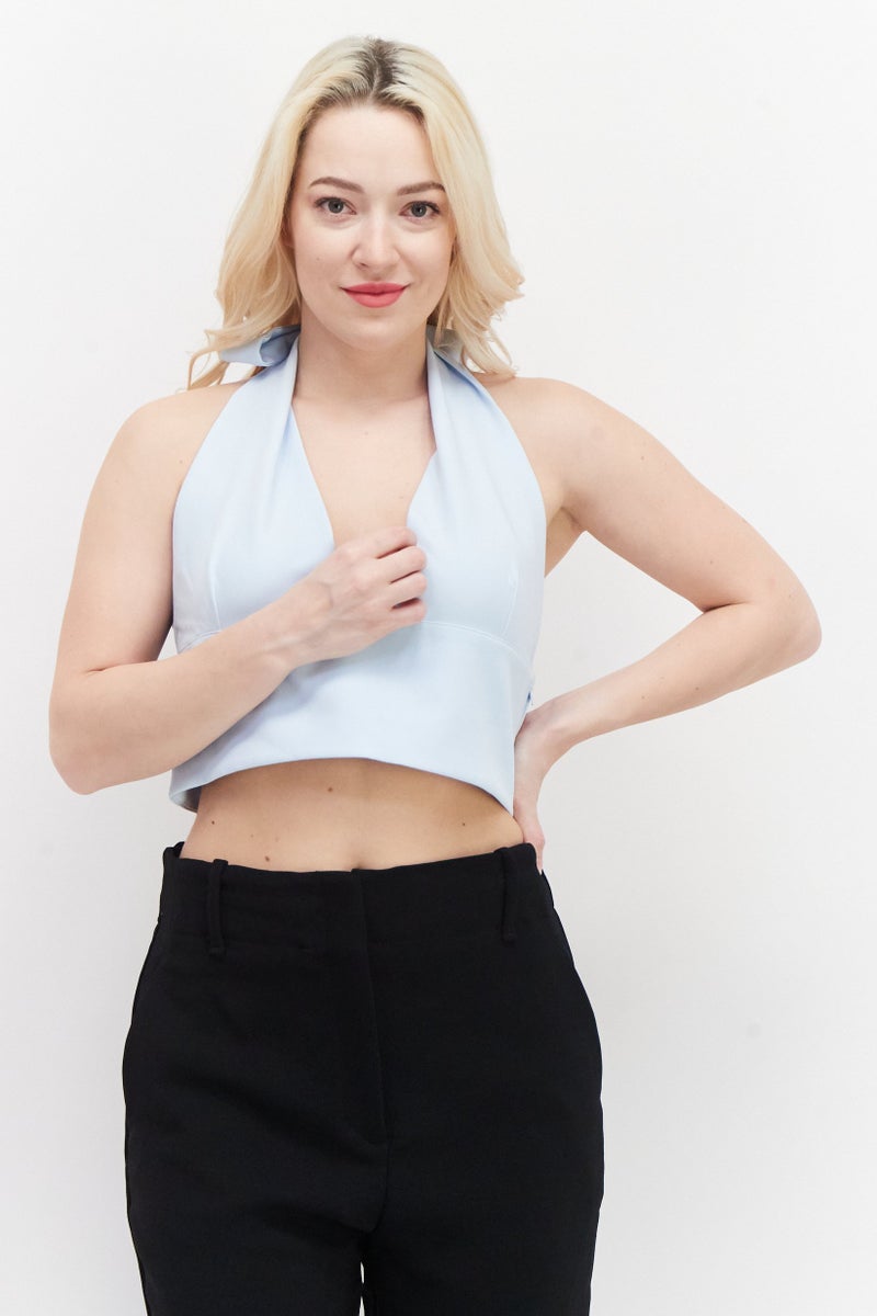 NA-KD بلوزة نسائية بدون أكمام بتصميم حمالة عنق، لون أزرق باهت - Image 1