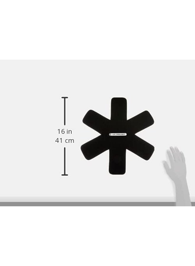 Le Creuset Le Creuset Felt Pan Protectors Set of 3 16 Diameter Black  - Image 4