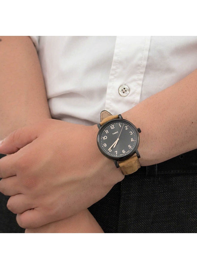 تيميكس ساعة TIMEX T2N677 الأساسية  ساعة رجالية بمينا أسود كلاسيكي مع سوار جلد بني - Image 3