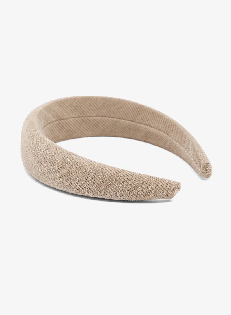 خزانة أطواق شعر من جلد الغزال