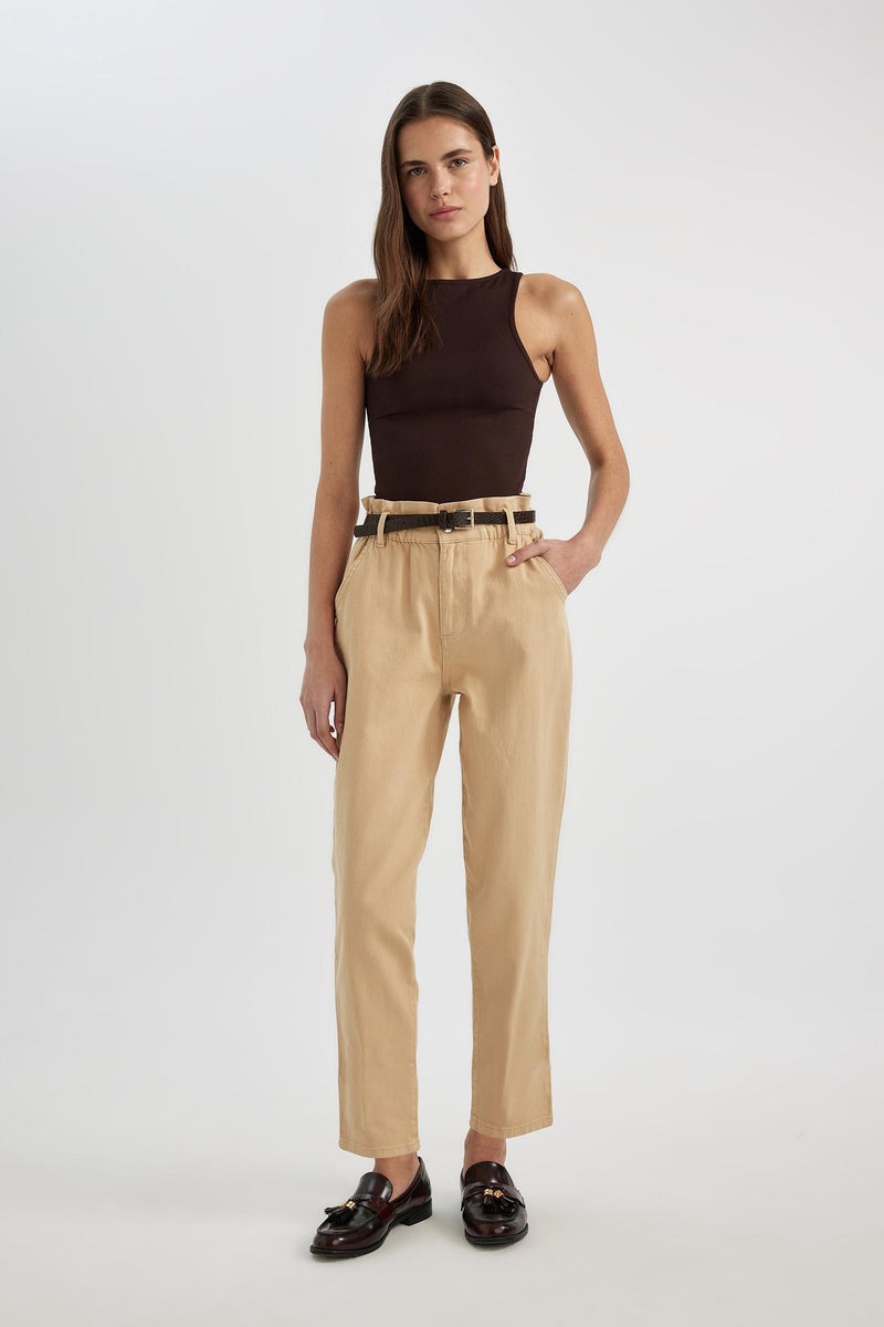 DeFacto Woman Baggy Fit Ankle Length Gabardine Trousers  - Image 4