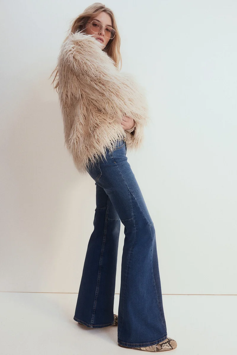 اتش اند ام جينز بحافة واسعة وخصر منخفض