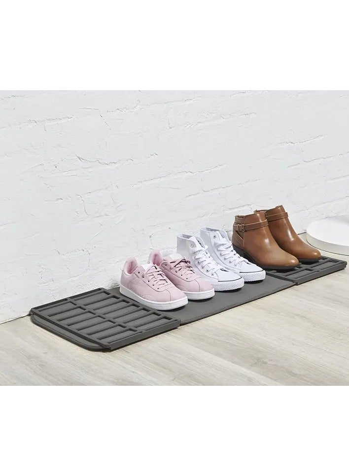 Versatile shoe drying and organizing mat – Stylish, waterproof, and non-slip design; holds up to 4 pairs of shoes; ventilated surface for faster drainage and drying; protects floors from water and dirt; durable, easy-to-clean material; ideal for entryway, balcony, or laundry room; gray color - 4584 - Image 3