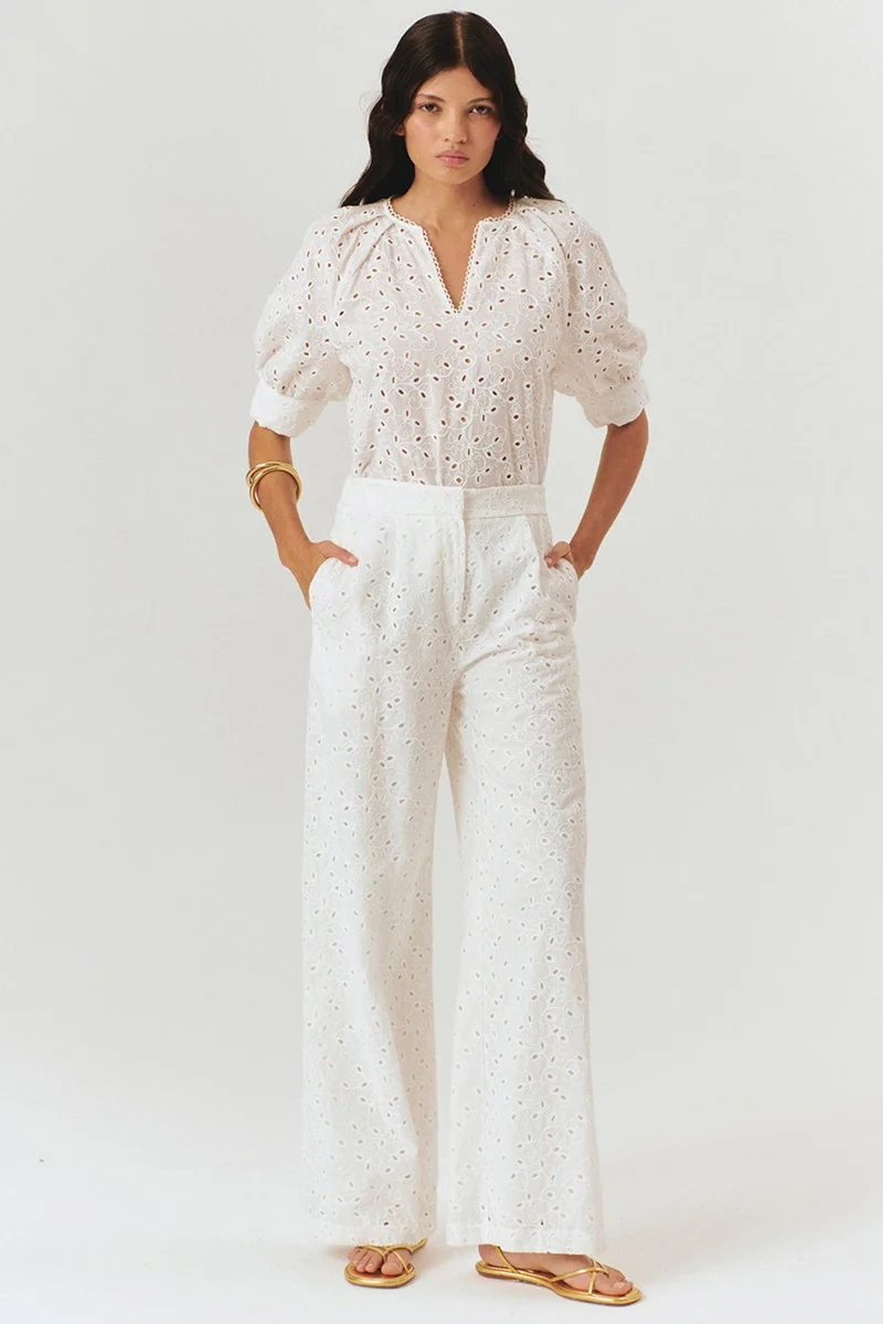 اكسيكيوز بنطال أسود فضفاض من قماش الدانتيل