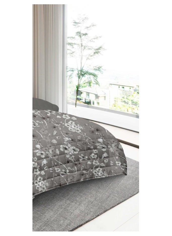 Red Rose A practical summer double bed sheet with a printed design to suit your room's decor, made of microfiber, measuring 230*250cm.  - Image 4