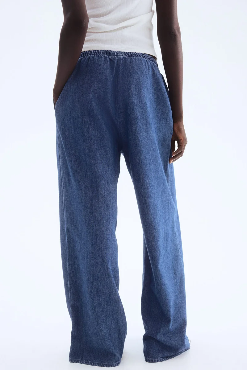 اتش اند ام بنطلون من الدنيم الناعم برباط