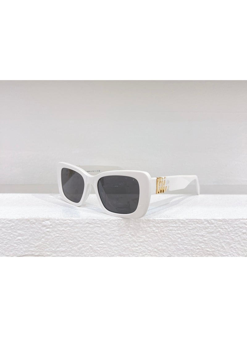Women's Sunglasses    Size:52-19-140Mm - Image 1
