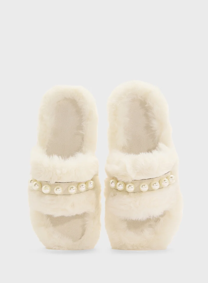 Ginger Bedroom Slipper With Pearl