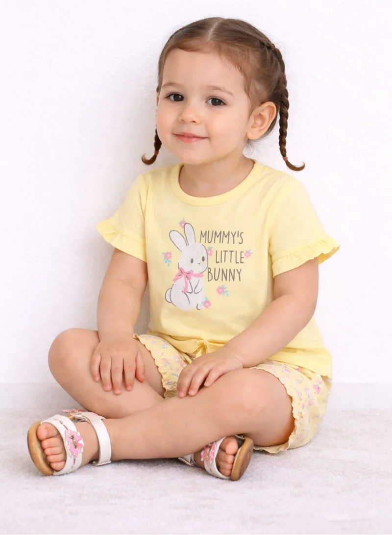 فكتور اند جين Infant Girls’ 2-Piece Set – Bunny Graphic Top & Floral Ruffle Shorts
