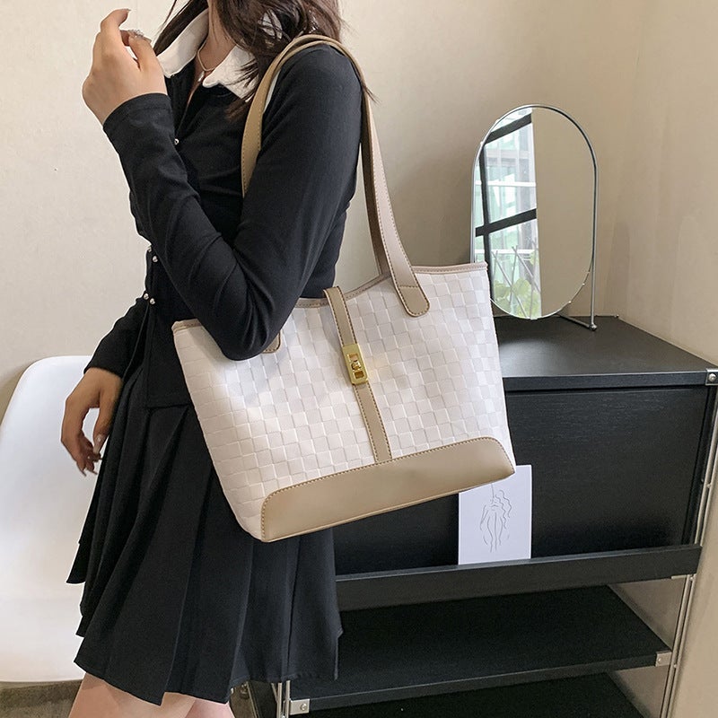 Western Style Texture Commuter Tote Bag 2023 New Large Capacity Casual Simple Fashion Women'S Bag Shoulder Handbag Bag - Image 4
