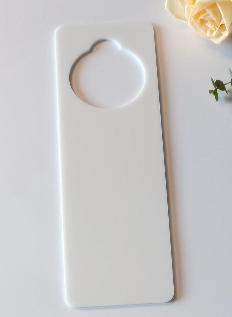 TPGP 5pcs of Door Hanging Hangers Blank Signs,DIY Blank Door Knob Signs for Painting, DIY Craft, Home, Office Hotel Decoration,Business Use, Arts and Crafts (White) - Image 1