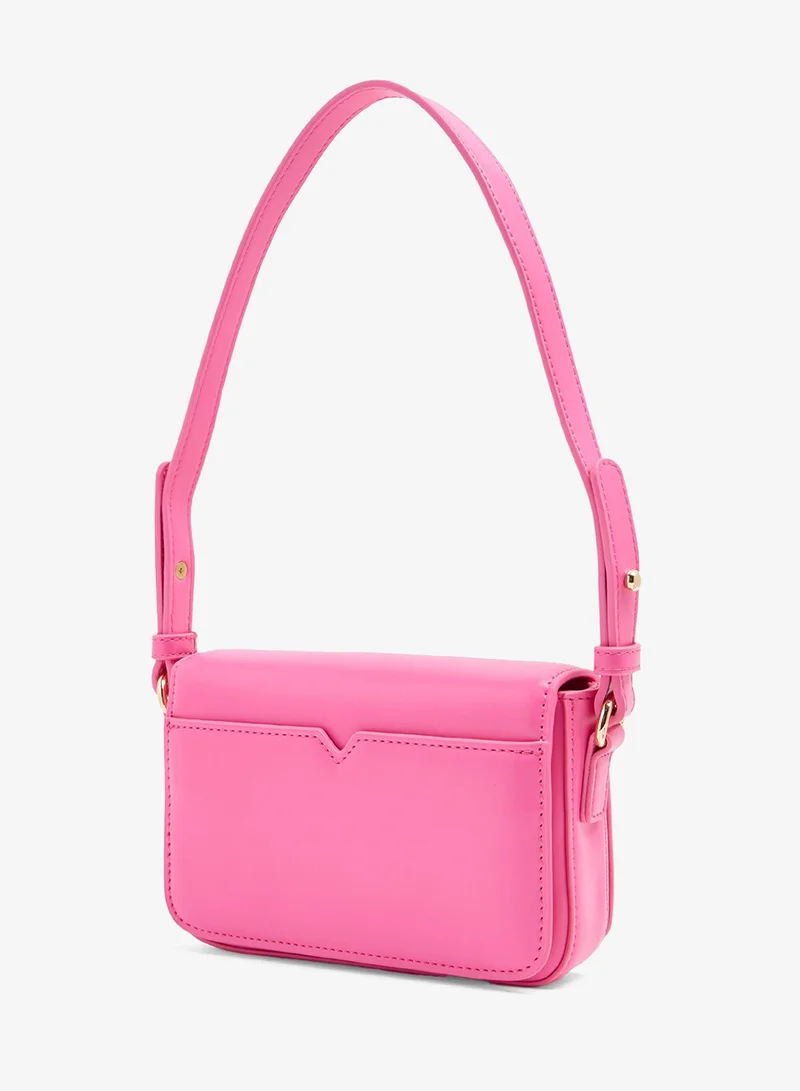 كيارا فيراغني أليسيا