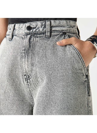 Lee Cooper Balloon Fit Jeans with Button Closure - pzsku/Z0176A1CB754BDE71A3A8Z/45/_/1732382183/c156f6a5-afd6-4a57-8d0a-2a8d216cc4cc