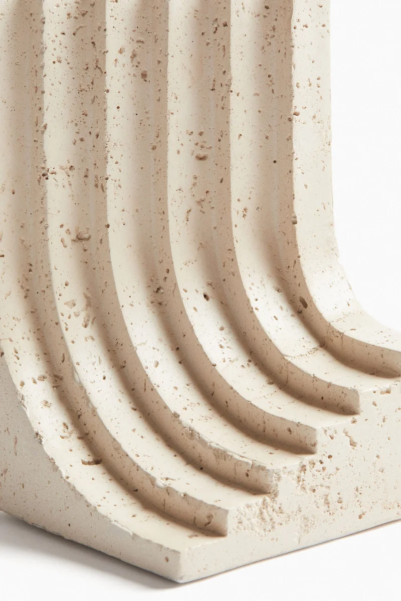 اتش اند ام مسند كتب من الخزف