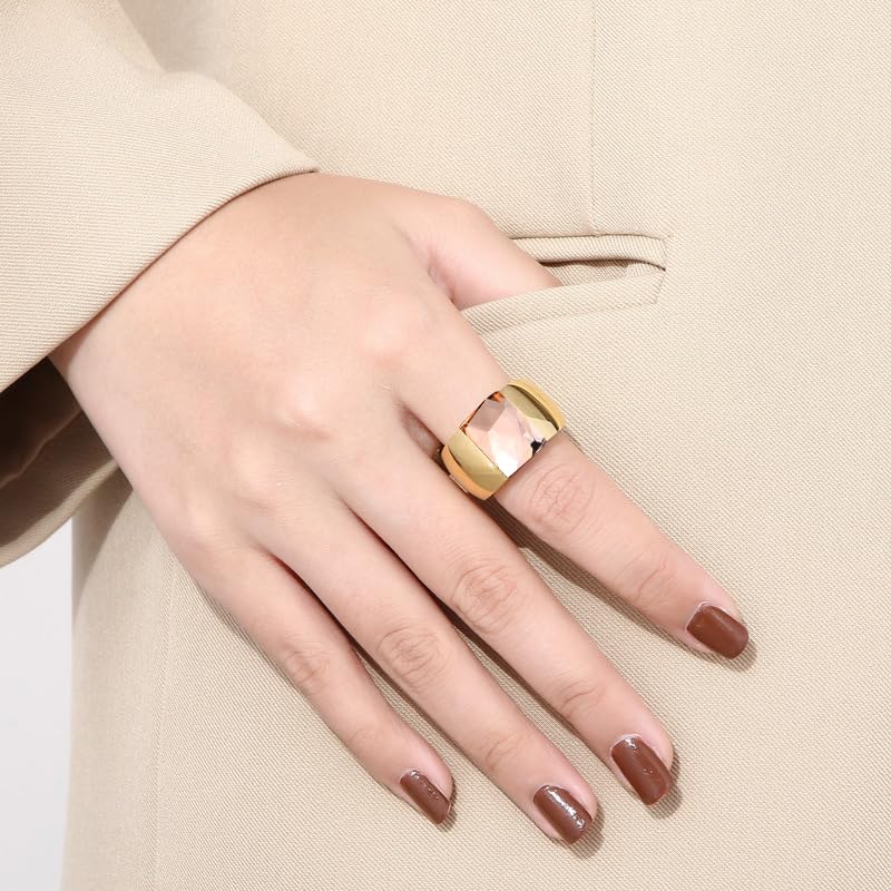 OIDIMS Stunning Large Statement Glass Crystal Rhinestone Band Cocktail Ring Cubic Zirconia Stainless Steel Thick Chunky for Women Men 18k Friend Graduation Gift Evening Party (7, Champagne Gold-Tone) - Image 2