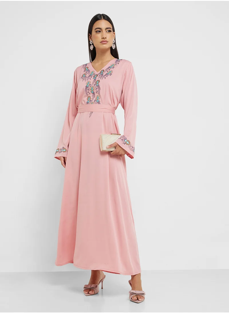 hayas closet Straight Sleeve V-Neck Embroidered Abaya