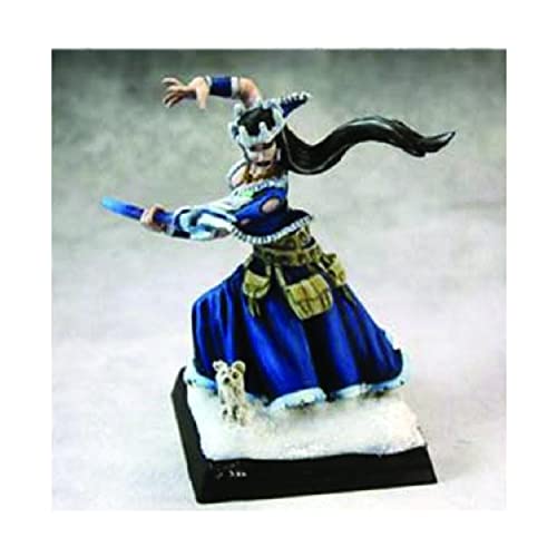Reaper Pathfinder Miniatures Winter Witch - Image 1