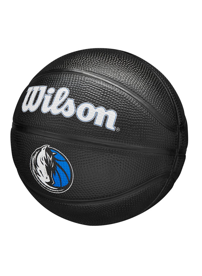 Wilson NBA Team Tribute Mini Basketball Dallas Mavericks - Size 3 (mini ball) - Black - Image 3