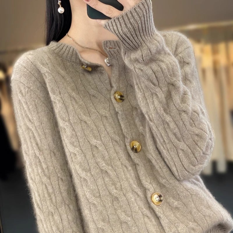 2023 autumn and winter New pure woolen sweater womens button round neck thickened knitted cardigan loose bottoming shirt sweater coat White