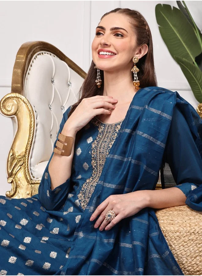 آي شين Ethnic Motifs Embroidered Sequinned Straight Kurta With Trousers & Dupatta