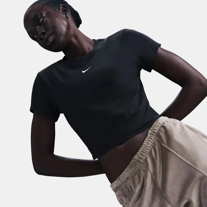 Nike Women's Sportswear Chill Knit Crop Top