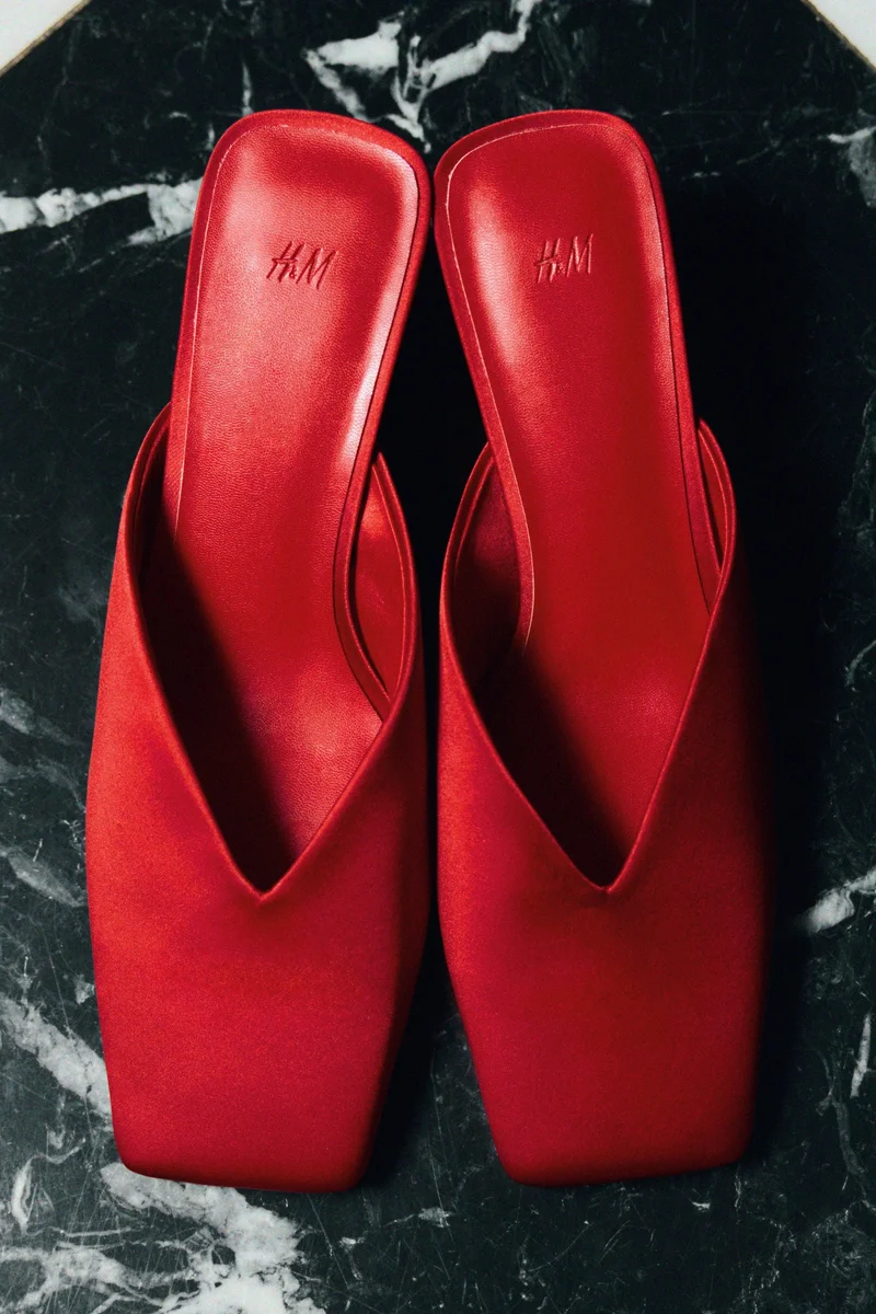 H&M Heeled Satin Mules