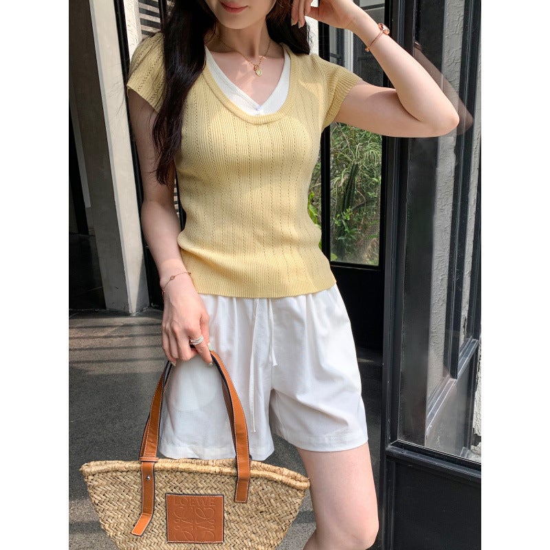 الصيف أسلوب جديد Patchwork مزيفة قطعتين جذابة جدا V-Neck الأصفر قصيرة الأكمام الحياكة أعلى ، فريدة وجميلة الصيف النساء أعلى - Image 3