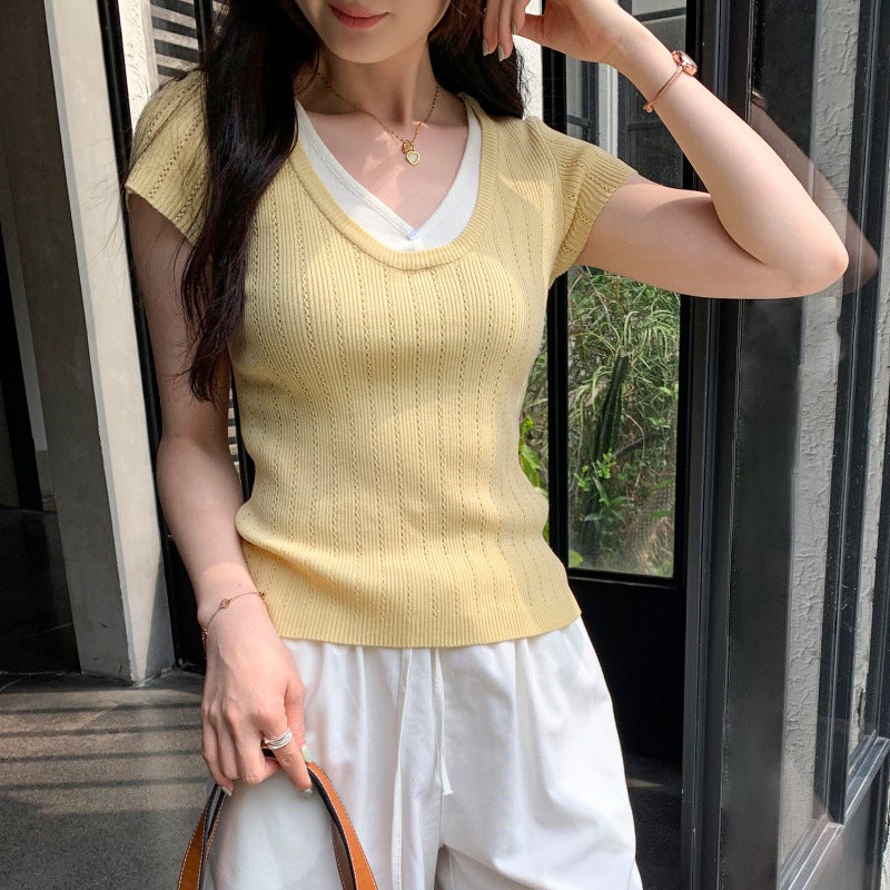 الصيف أسلوب جديد Patchwork مزيفة قطعتين جذابة جدا V-Neck الأصفر قصيرة الأكمام الحياكة أعلى ، فريدة وجميلة الصيف النساء أعلى - Image 1