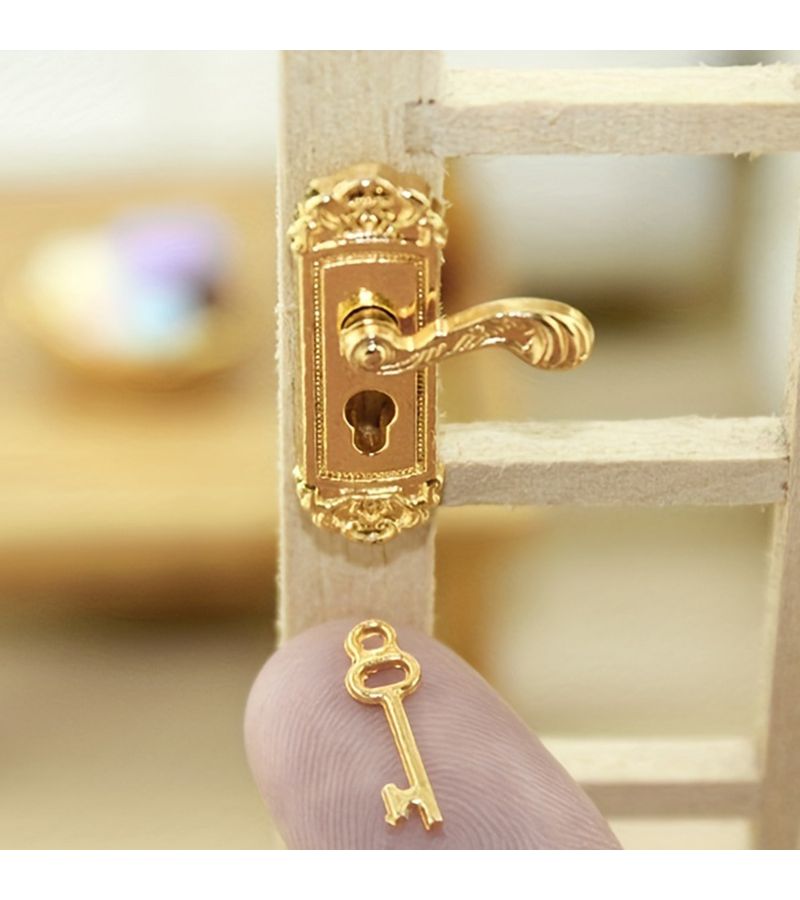 1 12 Scale Aeneous Miniature Door Lock Long Handle Golden End Home Decor Gift - Image 1