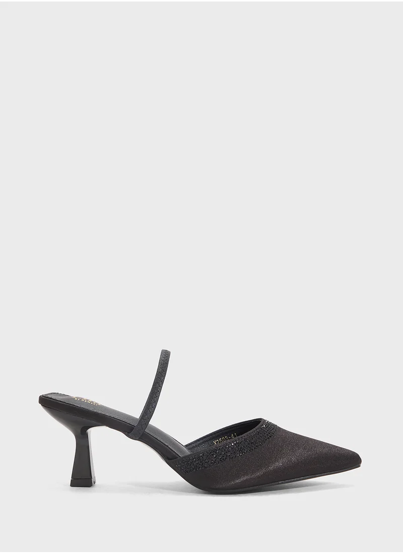 ELLA Slip On Heeled Pump
