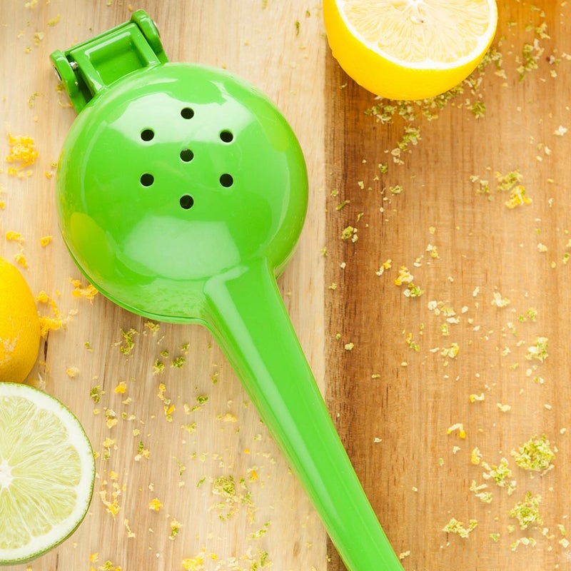 Restaurantware-Met Lux Citrus Juicer, 1 Premium Lime Squeezer - Easy-To-Grip Handle, Interlocking Design, Aluminum Handheld Juicer, For Squeezing Limes, - Image 3