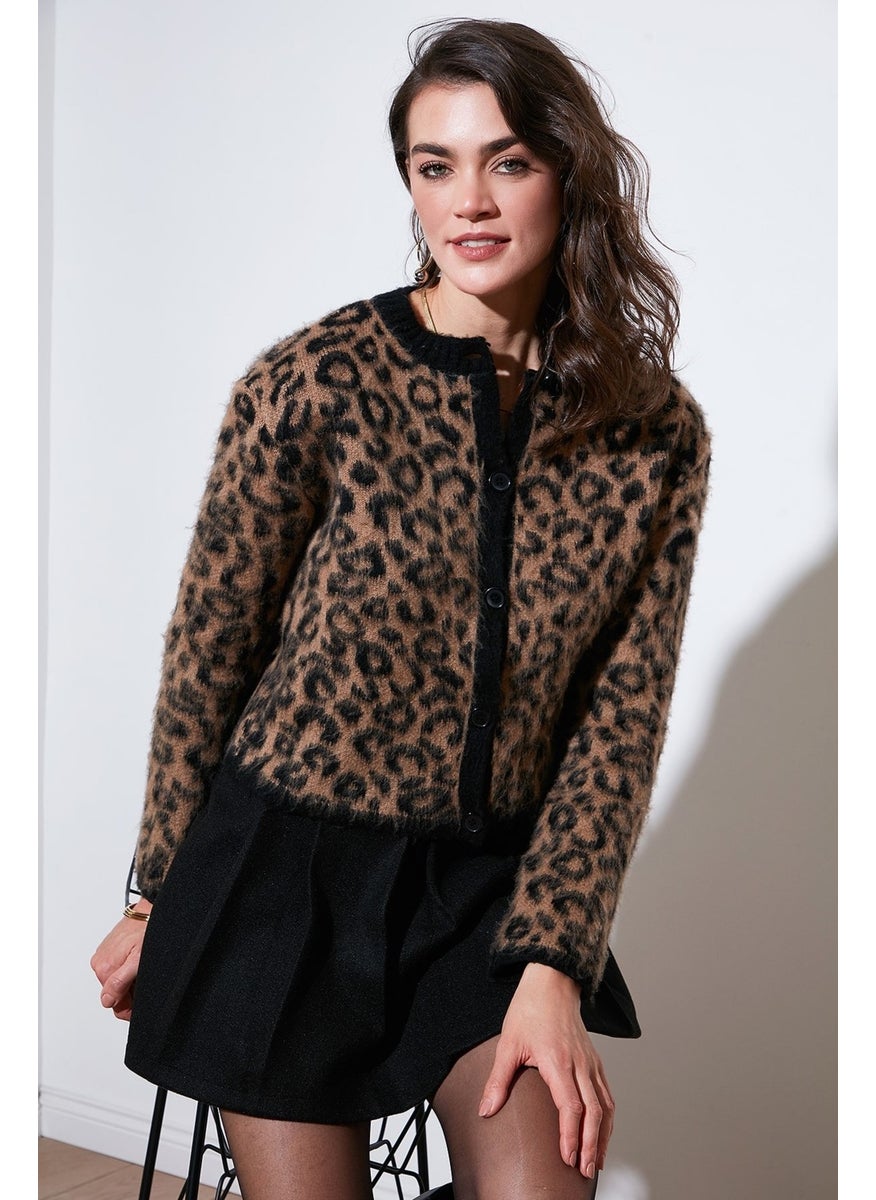 Lela Standard Fit Leopard Soft Texture Crop Cardigan Women's CARDIGAN 4614502  - Image 1