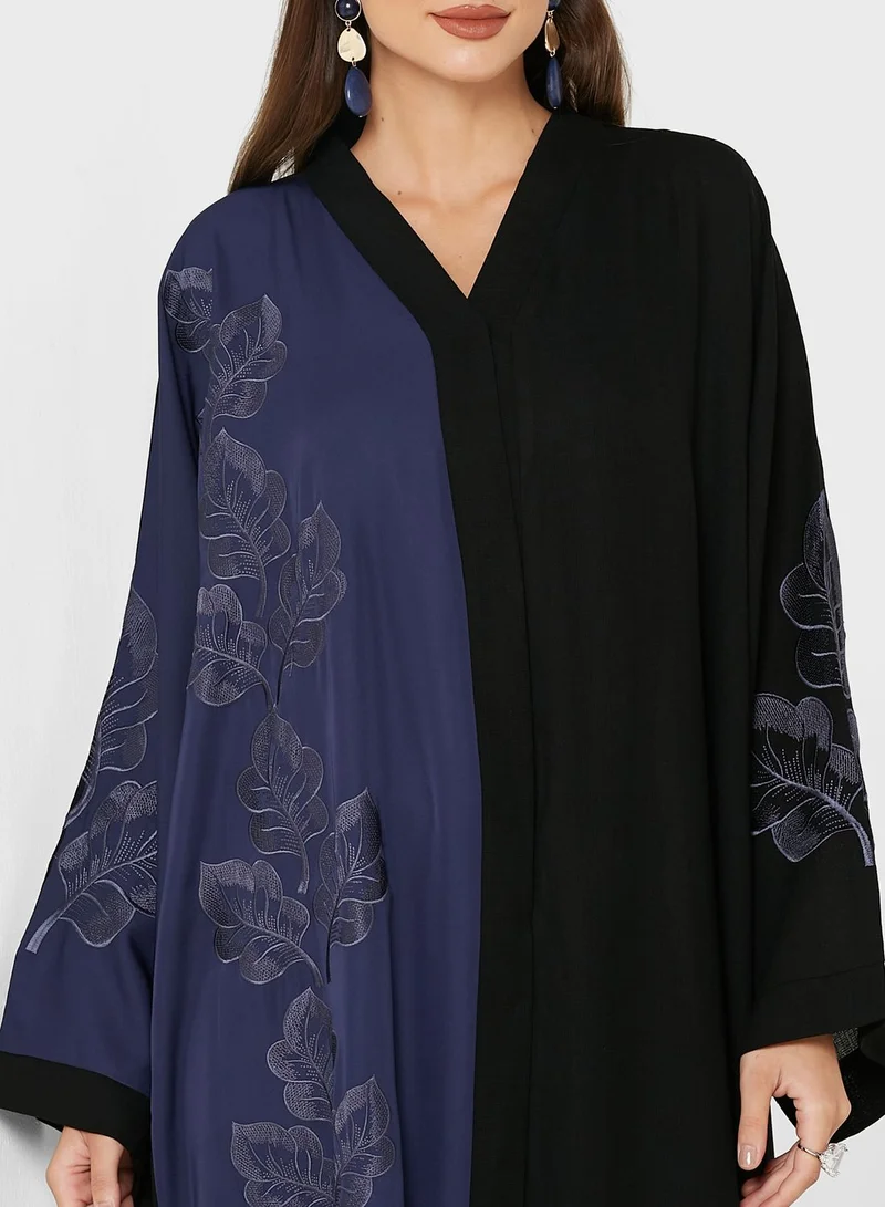 NUKHBAA Colorblock Lace Detail Abaya