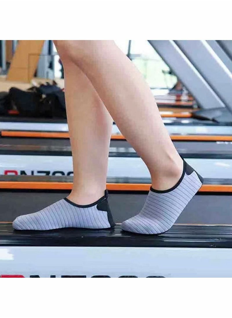 Water Shoes Women's Men's Outdoor Beach Swimming Aqua Socks Quick-Dry Barefoot Shoes Surfing Yoga Pool Exercise.