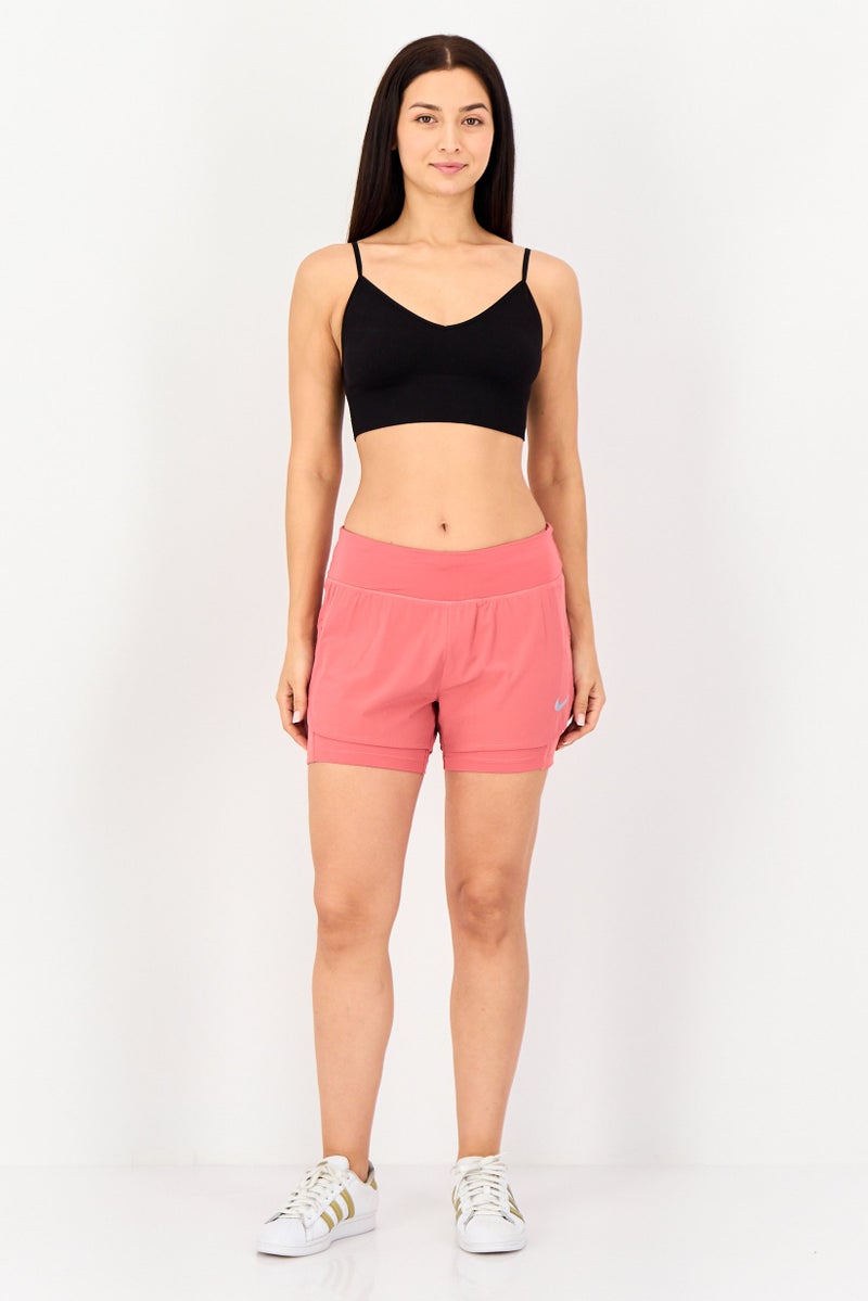 Nike شورتات جري رياضية نسائية برباط سحب 2 في 1، كورال - Image 2