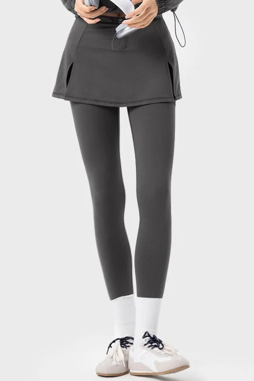 اس في ال Bella Leggings with Skirt
