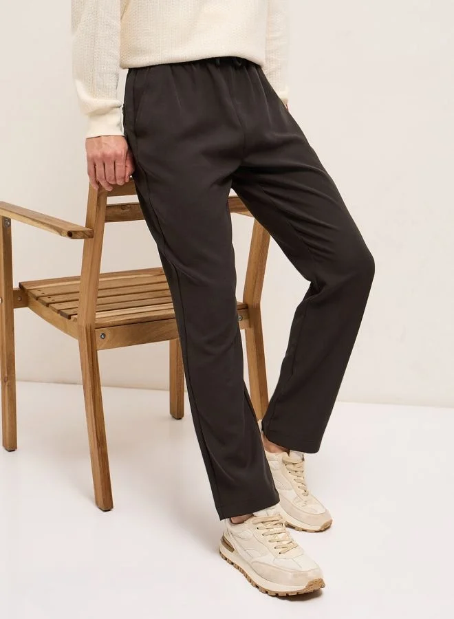 THE BEAR HOUSE Men's Classic Korean-Inspired Elastic Waist Casual Trouser Versatile Office and Travel Pants Comfortable Fit for Everyday Use Easy to Style Bottomwear for Work Weekend and Outings