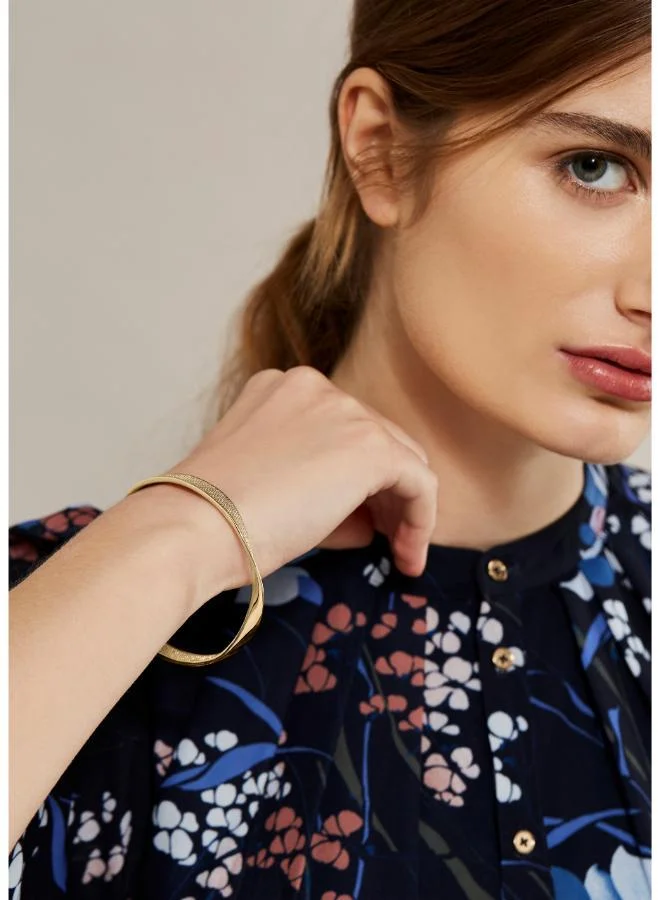 كارين ميلين Textured Twist Narrow Bangle