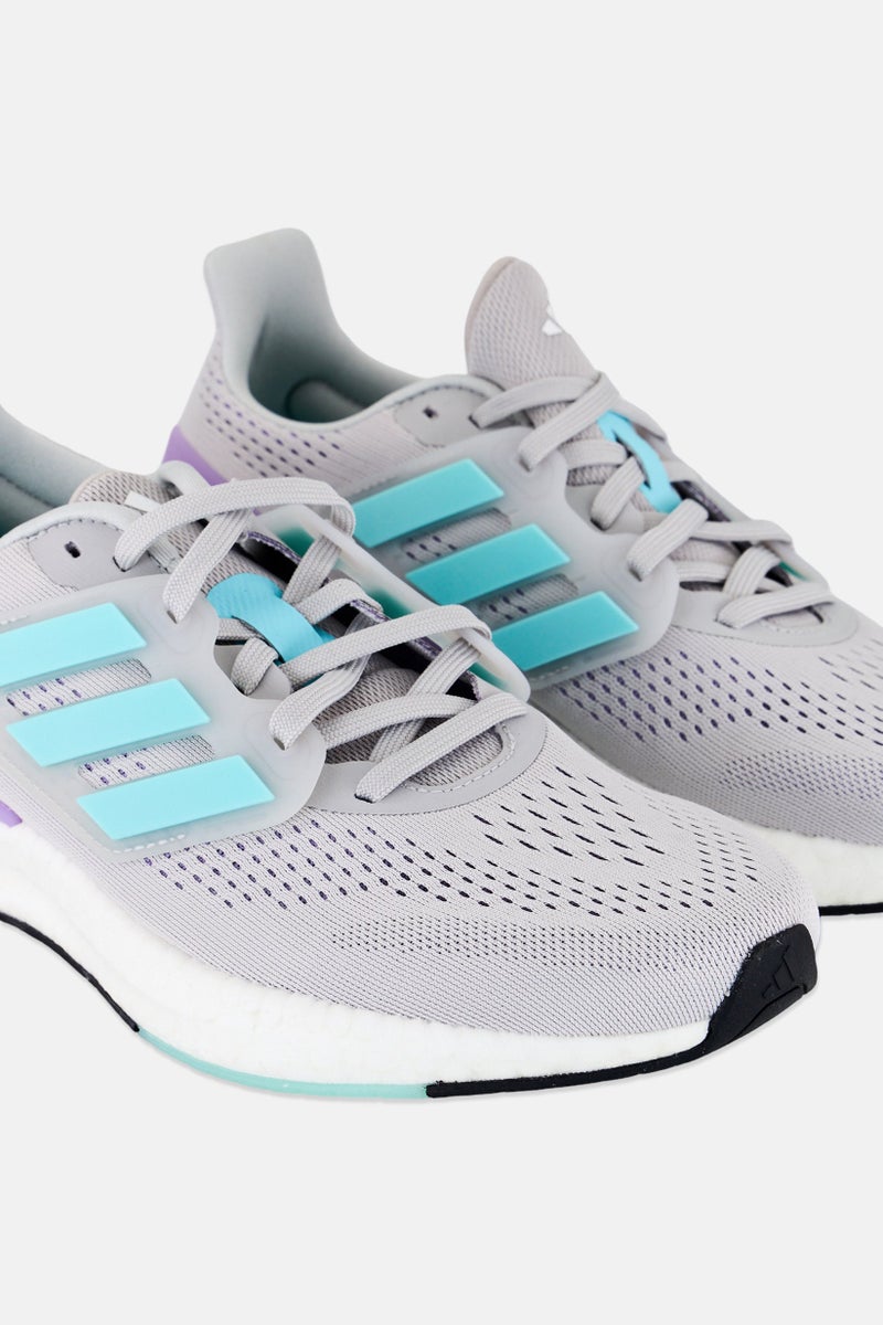 Adidas أحذية جري للنساء برباط، رمادي - Image 2