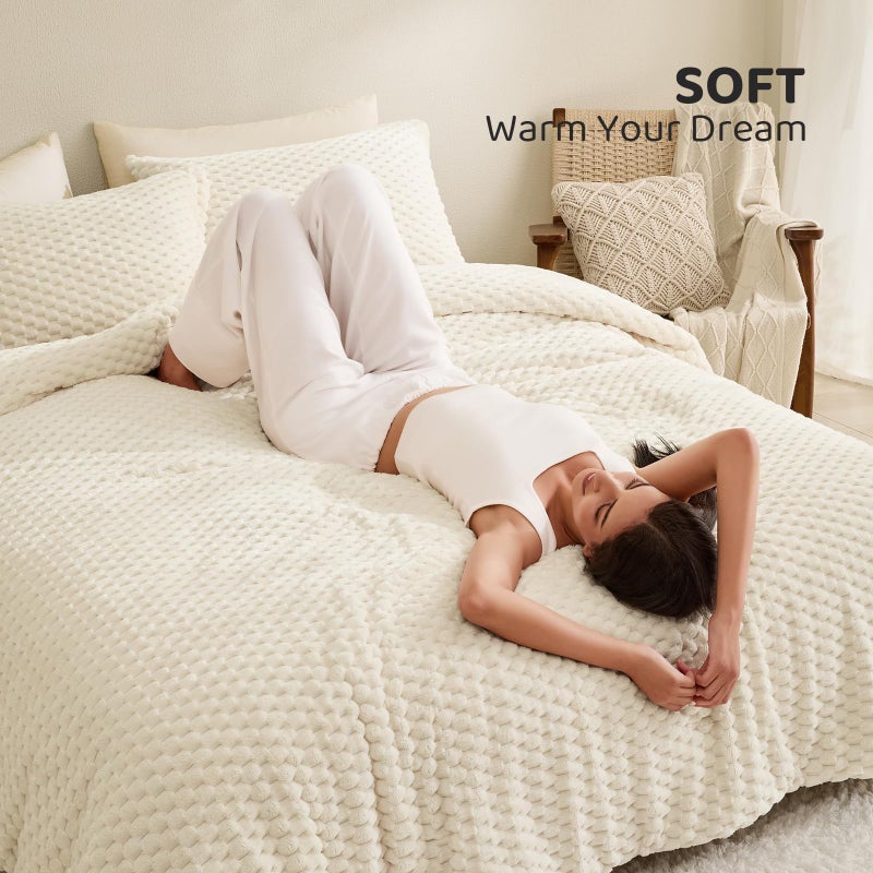 Petrichor Fluffy Queen Comforter Set - Ultra-Soft Cream White Flannel Thick Comforter for Queen Bed, Luxury Warm Bedding Set for Winter & Fall, Cozy Fuzzy Bed Set,1 Comforter & 2 Pillowcases - Image 2
