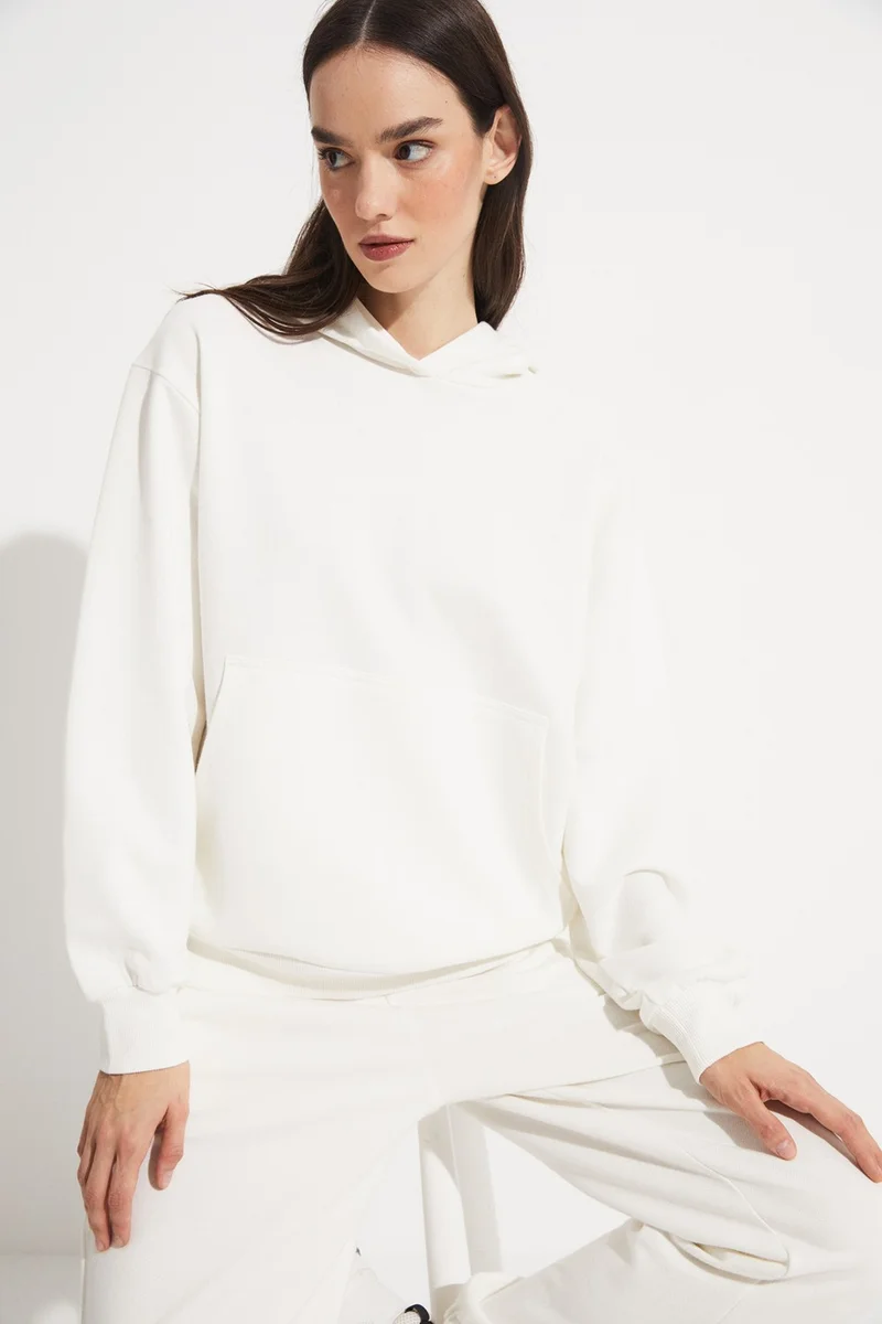 جويستار Women's Basic Sweatshirt