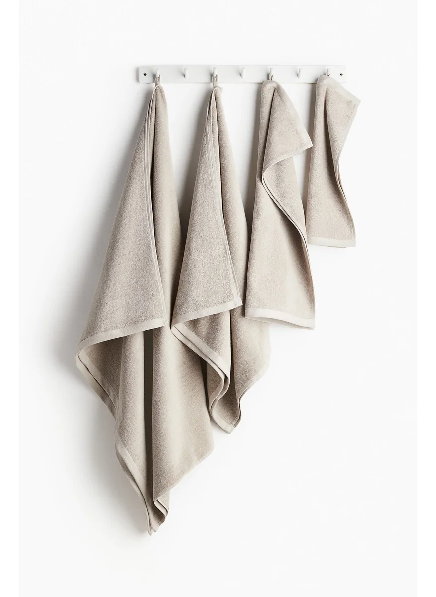 H&M Cotton Terry Bath Towel