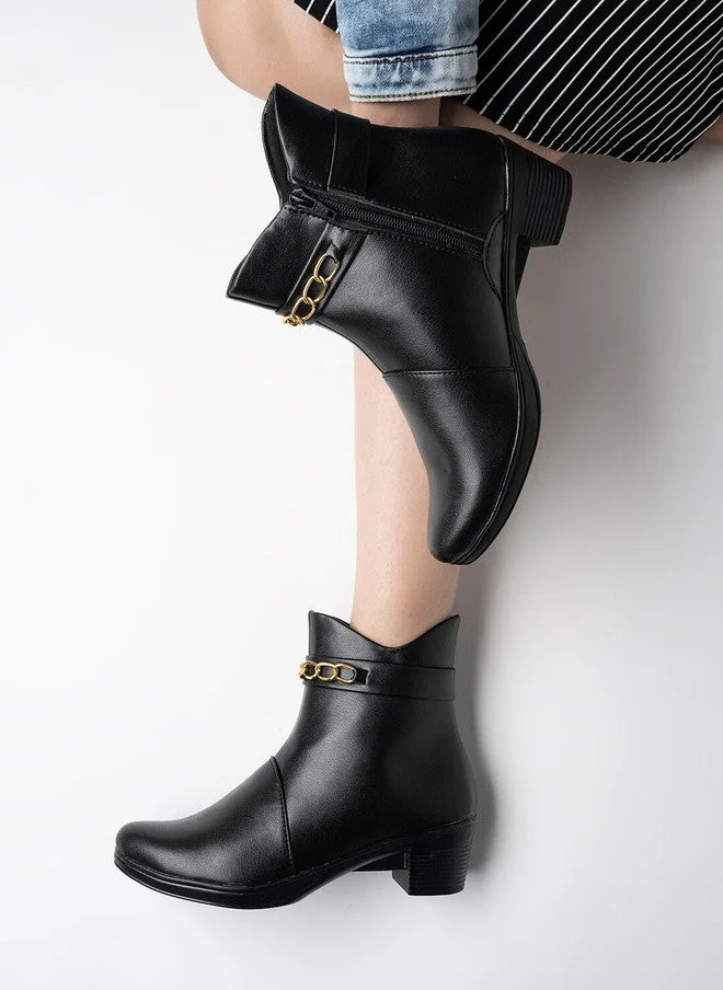 شوتوبيا Shoetopia Women & Girls Elegant  Chain Detailed Boots