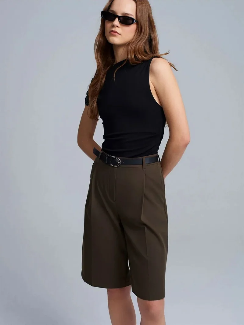 ديلفين Dilvin High-Waist Wide-Leg Tailored Shorts