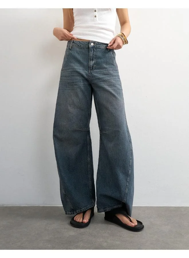 TOPSHOP April Crop Barrel Fit Blue Denim Jeans